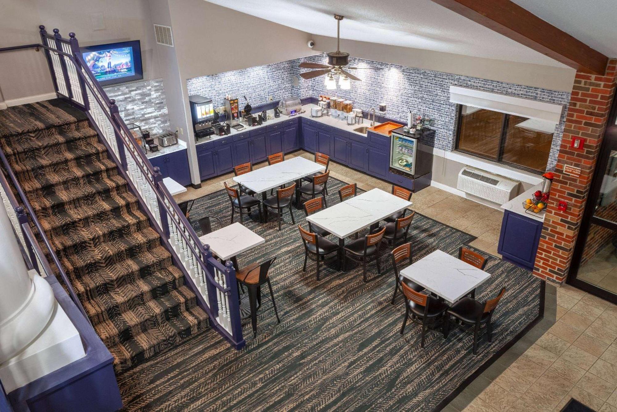 Americinn By Wyndham Peoria Extérieur photo